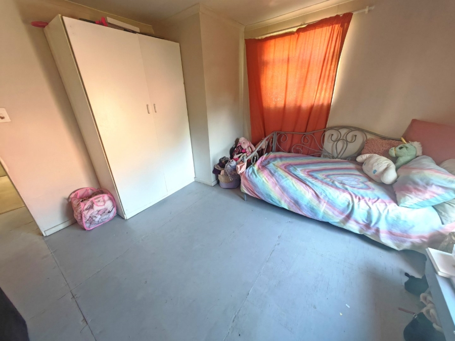 8 Bedroom Property for Sale in Fleurdal Free State